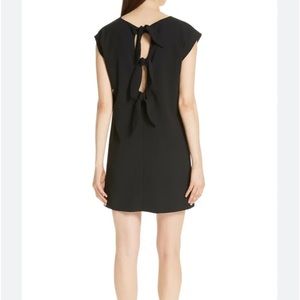ALICE + OLIVIA Black CARITA Bow Tie Cutout Back V-Neck Shift LBD Dress 6
